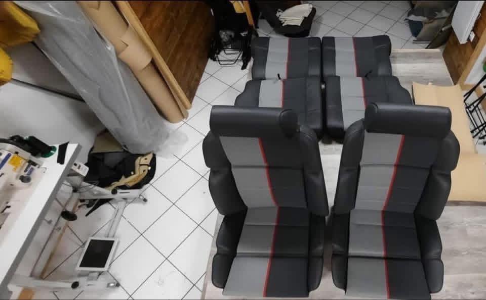 Interieur-205-GTI