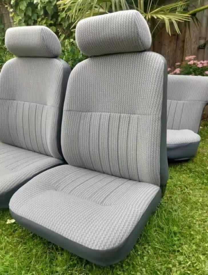 Interieur-Peugeot-205-Accent
